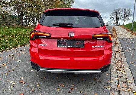 Fiat Tipo 1.6 MultiJet CROSS CROSS