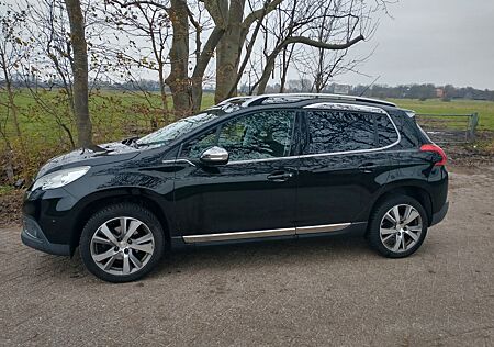 Peugeot 2008 Allure BlueHDi 120 STOP & START Allure