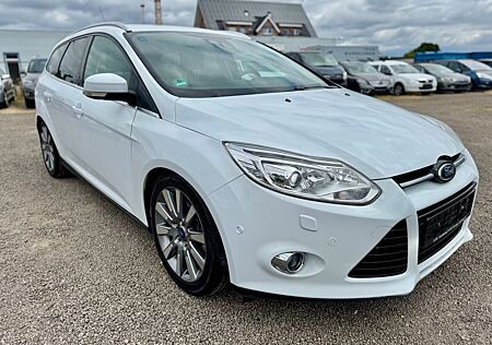 Ford Focus Turnier Titanium 1.6 2.Hand*Leder*Navi
