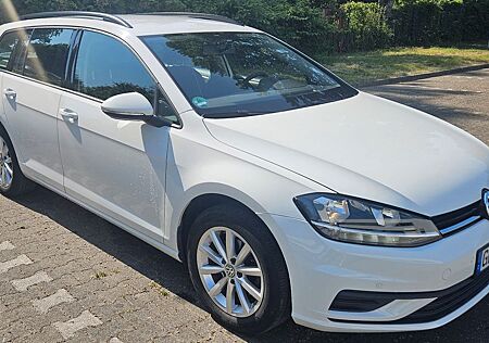 VW Golf Volkswagen VII 1.6 TDI Variant