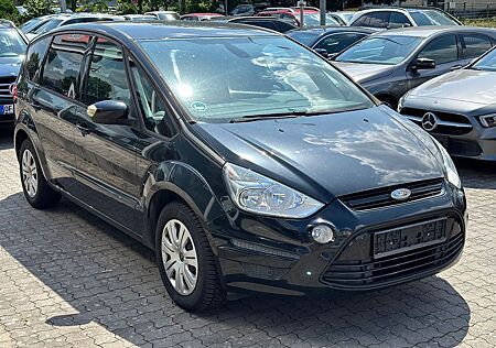 Ford S-Max 2,0 Benziner aus 1.Hand * Viele Extras *