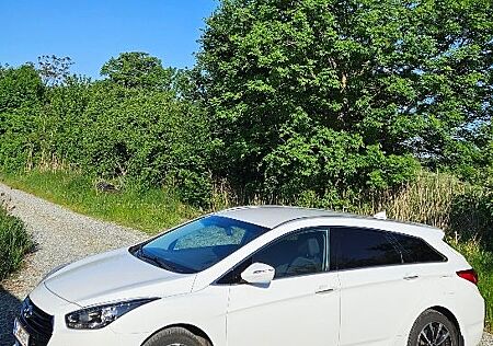 Hyundai i40 1.7 CRDi 104kW blue Family Family