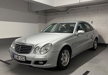 Mercedes-Benz 220 E-Klasse CDI