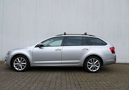 Skoda Octavia Combi Joy 1.6 TDI DSG Sizhg AHK DAB