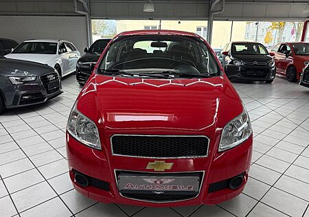 Chevrolet Aveo Schrägheck Basis 90 TSD KM