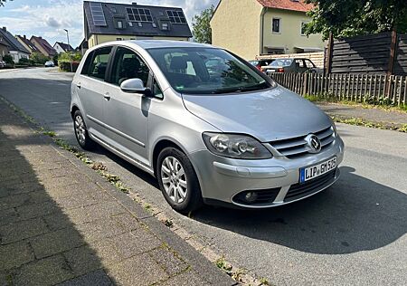 VW Golf Plus Volkswagen 2.0 FSI Comfortline Automatik/TÜV NEU