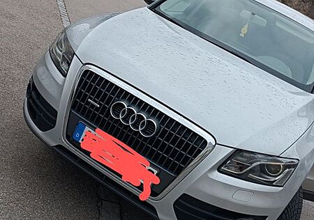 Audi Q5 2.0 TDI S tronic quattro -
