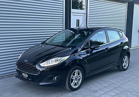 Ford Fiesta Titanium * Sonderausstattung *