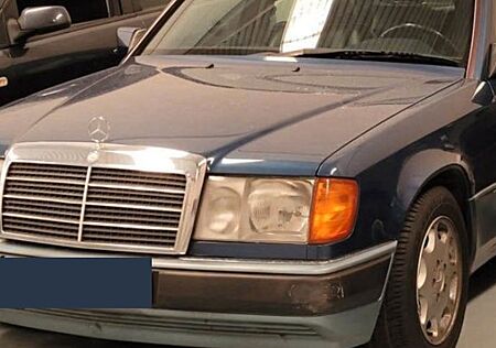 Mercedes-Benz 300 300E w124