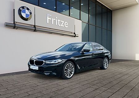 BMW 530 d xDrive LASER+AHK+HUD+SITZBELÜFTUNG+SOFTCLO