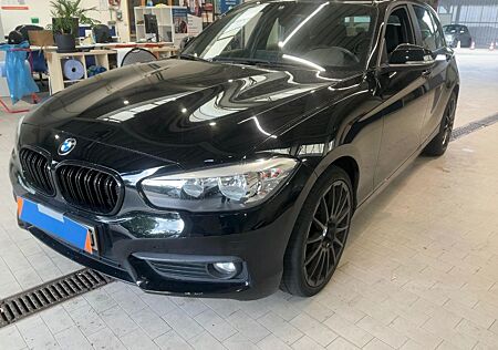 BMW 116i Advantage 5 Türer