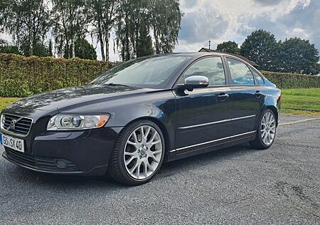 Volvo S40 D5 2,5l 5-Zyl.R-Design Summum Voll Standhzg.