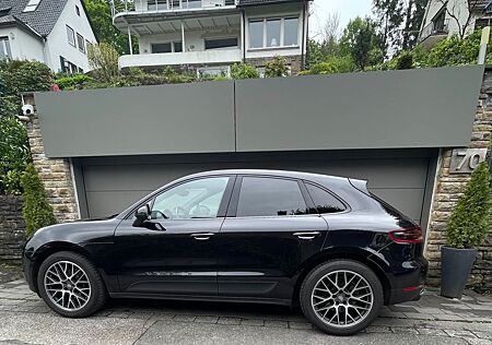 Porsche Macan Panorama Scheckheft Winterreifen Vollleder
