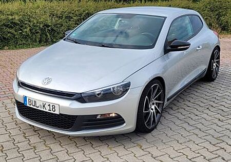 VW Scirocco Volkswagen 2.0 TDI - R-Line