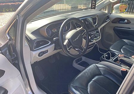 Chrysler Pacifica gebraucht kaufen Chrysler Pacifica 2018, 3.6 L, Touring