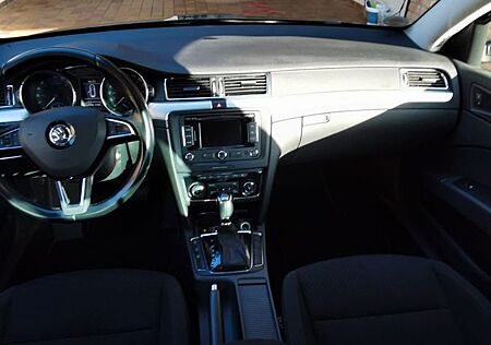Skoda Superb 2.0 TDI 125kW G tec DSG Exclusive Com...