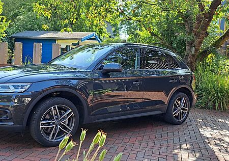Audi Q5 2.0 TDI 140kW S tronic quattro - 1a