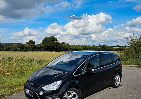 Ford S-Max 2,0 TDCi 120kW DPF Titanium