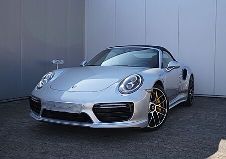 Porsche 991 Turbo S Cabriolet, Lift, Approved, Akrapovic