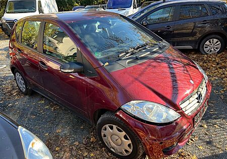 Mercedes-Benz A 150 Klima/1-Hand/Parkhilfe