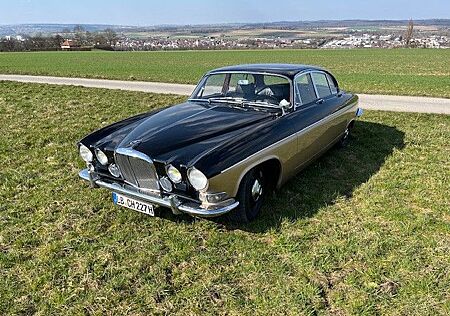 Jaguar 420 G