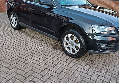 Audi Q5 2.0 TDI S tronic quattro -