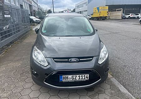 Ford C-Max Titanium