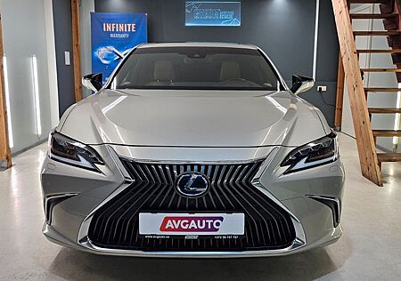 Lexus ES 300 ES 300h Luxury Line**Mark Levinson*HUD*360°*VOLL