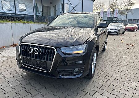 Audi Q3 2.0 TFSI quattro, AHK ,SHZ