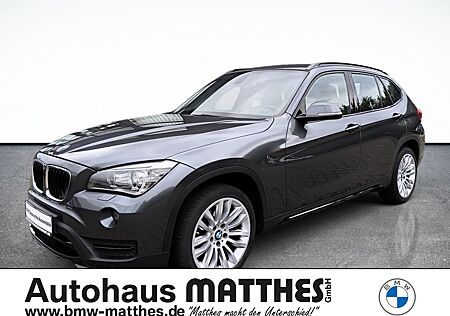 BMW X1 xDrive18d Sport Line 2-Zonen-Klimaautomatik B