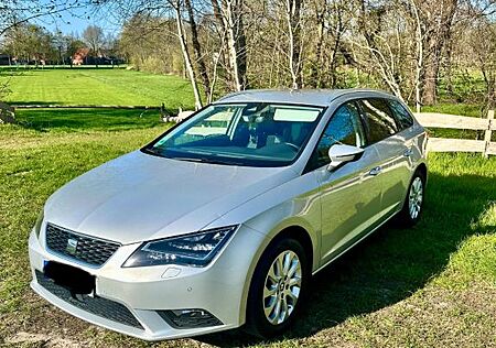 Seat Leon ST 1.6 TDI Style DSG Style Navi LED ACC Alu