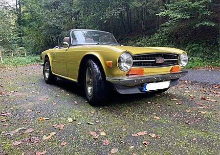 Triumph TR6 , TÜV neu, H-Zul., Hardtop