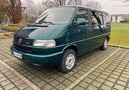 VW T4 Multivan Volkswagen 2,5 TDI 102 PS + Neuer Lack