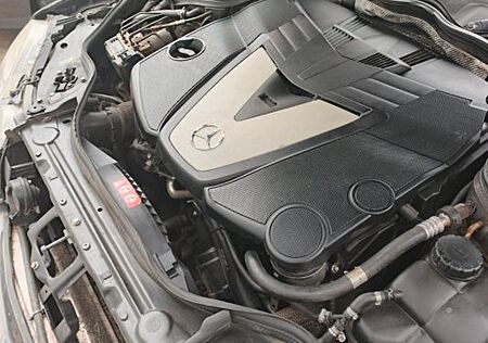 Mercedes-Benz E 320 CDI T AVANTGARDE Avantgarde
