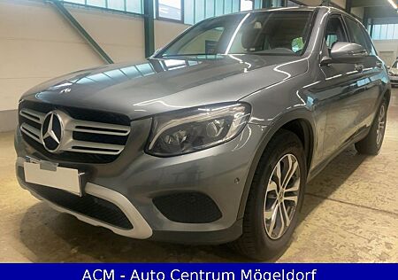 Mercedes-Benz 250 GLC 4Matic*1.Hand*LED*R-Kamera*Navigation*