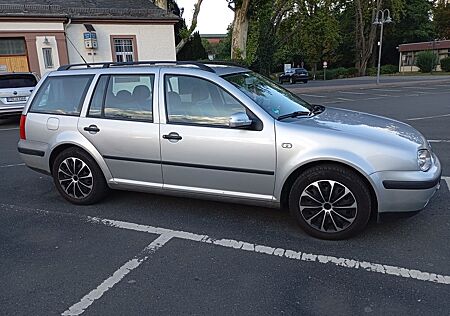 VW Golf Volkswagen 4 Variant 1.6