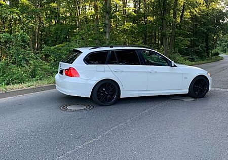 BMW 318i touring -