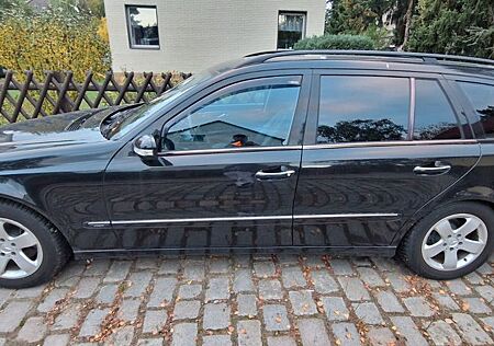 Mercedes-Benz E 200 KOMPRESSOR T AVANTGARDE Avantgarde