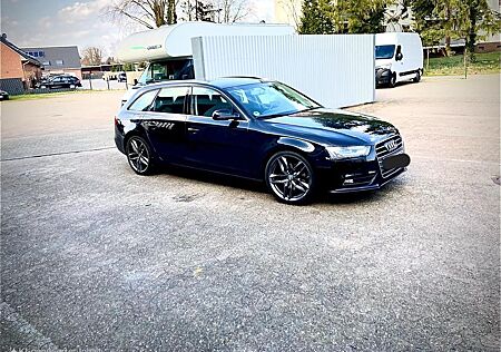 Audi A4 Avant Navi Sitzheizung Sportpaket