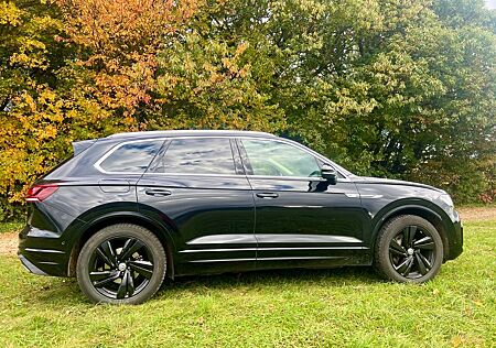 VW Touareg Volkswagen 3.0 V6 TDI SCR 4MOTION Tiptronic R-Line