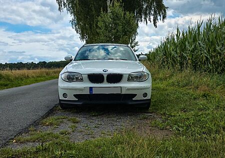 BMW 118i - Weiß - 2006 - 129PS