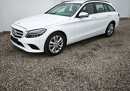 Mercedes-Benz C 180 C180 Kombi Facelift ! LED Navi SHZ Kamera 109tkm