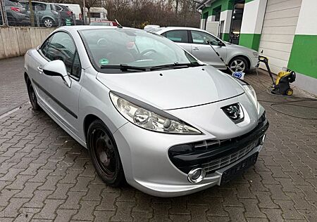 Peugeot 207 CC Platinum/ Automatik/ LPG