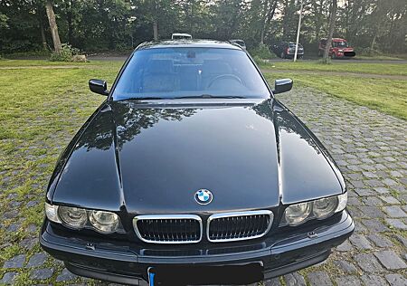 BMW 740i A