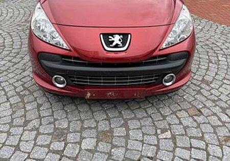 Peugeot 207 CC Filou 120 Filou