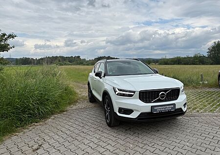 Volvo XC 40 XC40 R Design Recharge Plug-In Hybrid