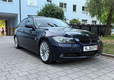 BMW 320i Edition Exclusive Edition Exclusive
