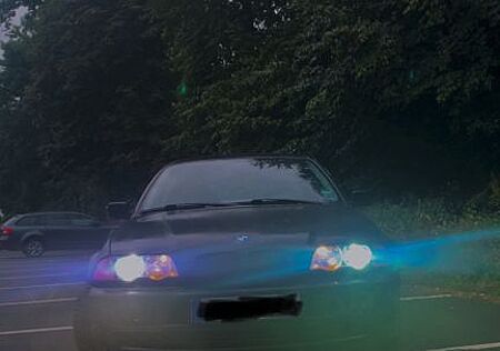 BMW 320i