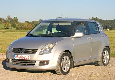 Suzuki Swift Club SHZ Klima Service NEU! TÜV 9/27!