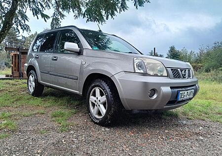 Nissan X-Trail 4x4 2.2 dCi